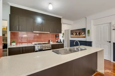 Property photo of 3 Bottlebrush Road Craigieburn VIC 3064