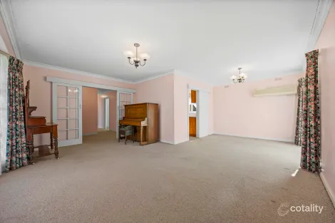 Property photo of 12 Spalding Street Ararat VIC 3377