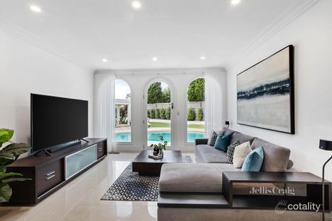 Property photo of 8 Annesley Court Mount Waverley VIC 3149