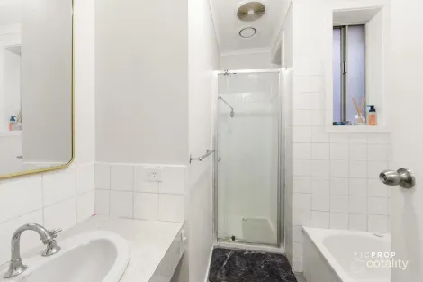 Property photo of 4/1-3 Ruth Street St Albans VIC 3021