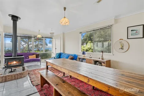 Property photo of 36 Spaulding Street White Beach TAS 7184