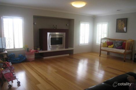 Property photo of 1 Strathvea Lane Caroline Springs VIC 3023