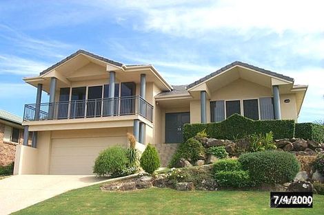 15 Parklane Pl, Highland Park, QLD 4211