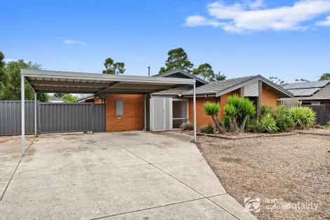 11 James Cook Dr, Melton West, VIC 3337