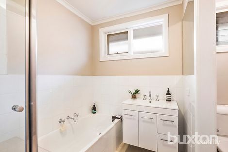 Property photo of 3/512 Neerim Road Murrumbeena VIC 3163