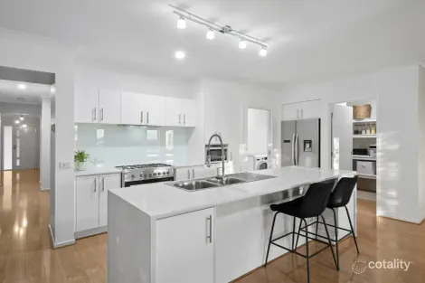 Property photo of 35 Spectacle Way Leopold VIC 3224