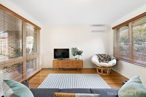 Property photo of 16 Pine Hill Drive Frankston VIC 3199