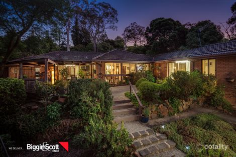 15 Kooringal Rd, Upwey, VIC 3158
