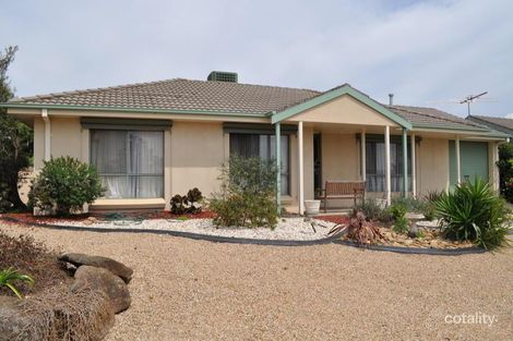 Property photo of 1/42 Clifton Drive Bacchus Marsh VIC 3340