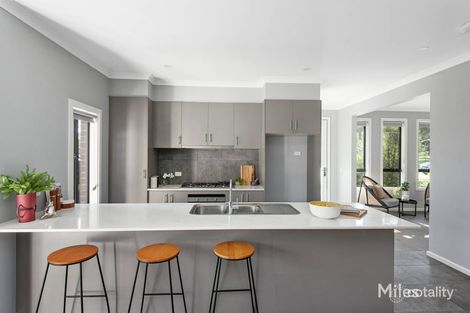 Property photo of 1/11 Ramu Parade Heidelberg West VIC 3081