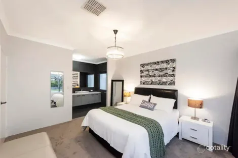 Property photo of 3 Traviata Crescent The Vines WA 6069