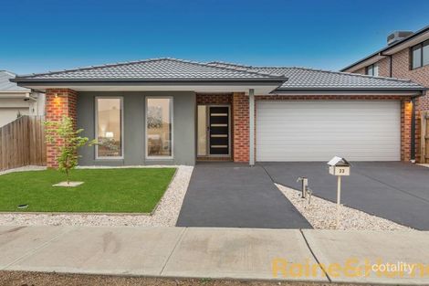 Property photo of 33 Hardware Lane Taylors Hill VIC 3037