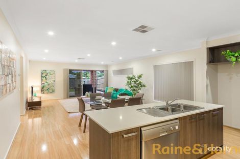 Property photo of 33 Hardware Lane Taylors Hill VIC 3037