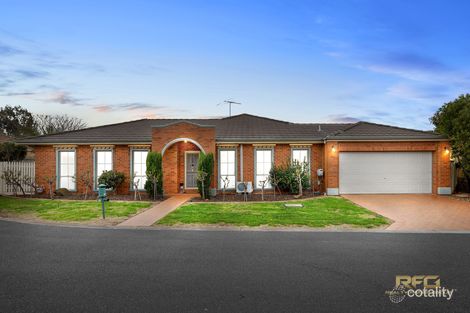 Property photo of 19 Wattletree Drive Taylors Hill VIC 3037