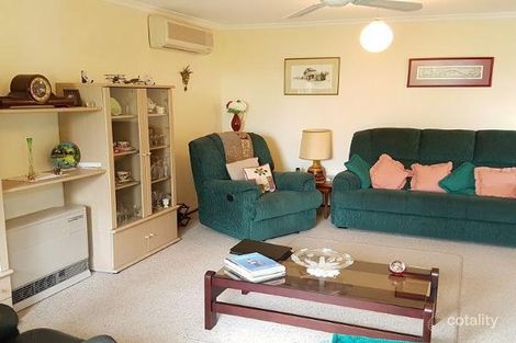 Property photo of 31 Bayview Drive Cowes VIC 3922