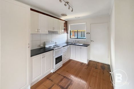 Property photo of 1/33 Albion Street Sebastopol VIC 3356