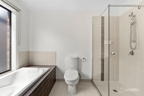 Property photo of 6 Boulder Walk Epping VIC 3076