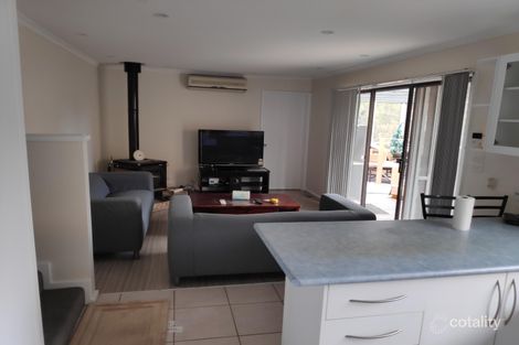 Property photo of 154 Boddington Crescent Kambah ACT 2902