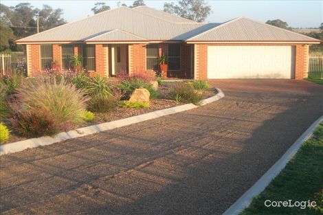 Property photo of 4 Ballindoch Place Dubbo NSW 2830