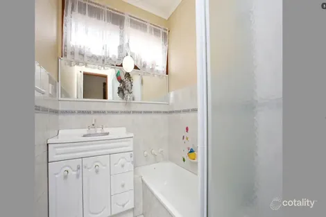 Property photo of 6 Gilbert Court Keysborough VIC 3173