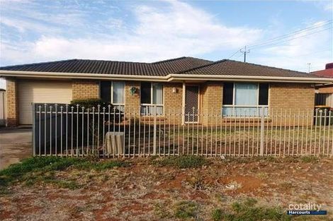 8 Bishopstone Rd, Davoren Park, SA 5113
