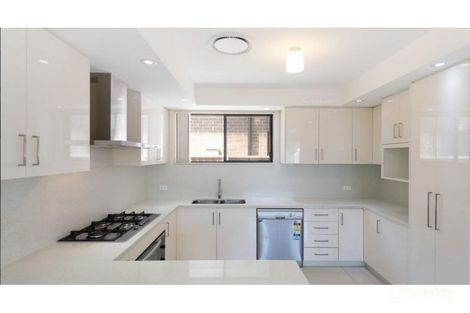 Property photo of 1 Polya Place Horningsea Park NSW 2171