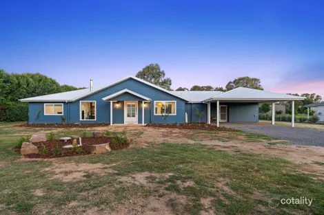 Property photo of 18 Johnson Street Oxley VIC 3678