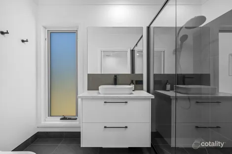 Property photo of 18 Johnson Street Oxley VIC 3678