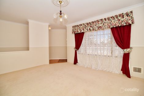 Property photo of 28 Grand Ocean Boulevard Port Kennedy WA 6172
