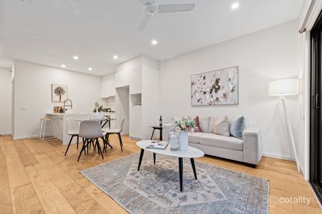Property photo of 21 Hardy Loop Keysborough VIC 3173