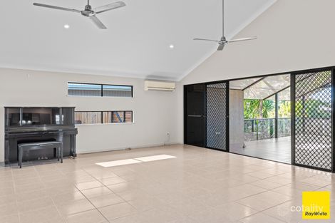 Property photo of 13 Barossa Close Brinsmead QLD 4870