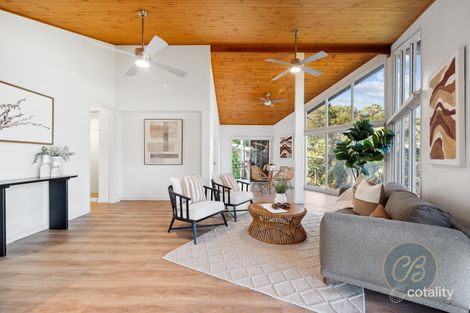 3 Lamorna Ct, Ferny Hills, QLD 4055