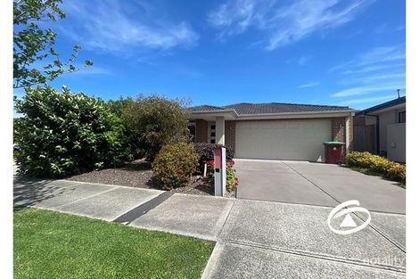 46 Strettle Cres, Cranbourne North, VIC 3977