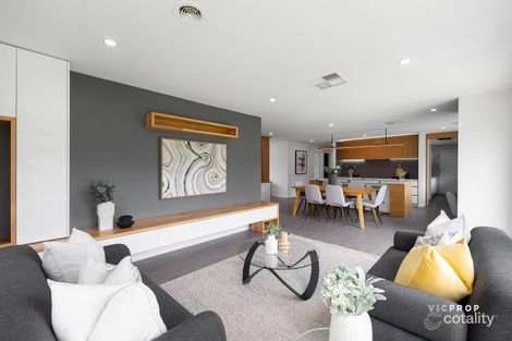 Property photo of 14 The Springs Close Narre Warren South VIC 3805