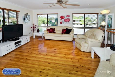 Property photo of 94 Griffith Road Scarborough QLD 4020