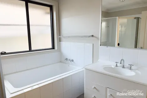 Property photo of 1/76 Brigantine Street Rutherford NSW 2320