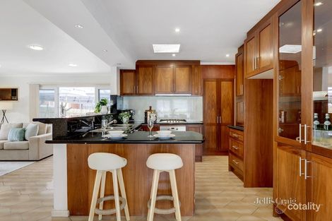 Property photo of 137 Tunstall Road Donvale VIC 3111