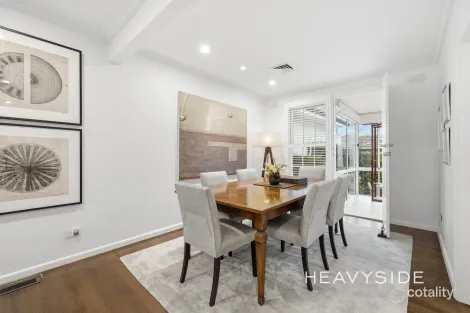 Property photo of 10/5 Boston Road Balwyn VIC 3103