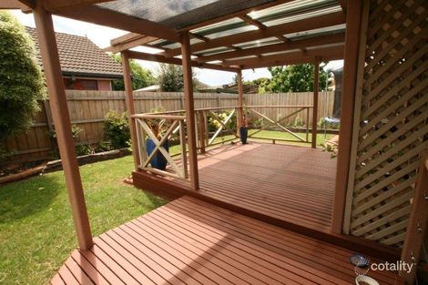 Property photo of 3 Radford Court Brookfield VIC 3338