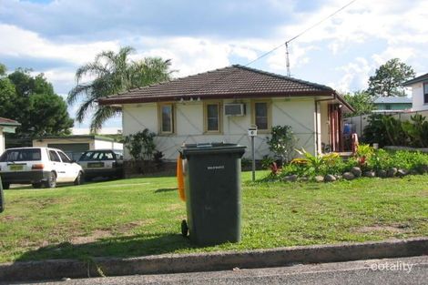 6 Elm Pl, Gateshead, NSW 2290
