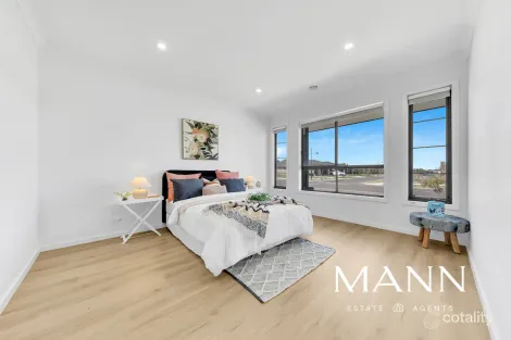 Property photo of 425 Mandalay Circuit Beveridge VIC 3753