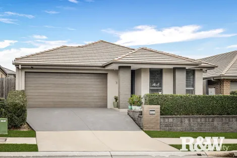 Property photo of 14 Fernlea Crescent Marsden Park NSW 2765