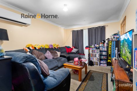 Property photo of 16 Banks Road Busby NSW 2168