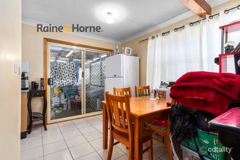 Property photo of 16 Banks Road Busby NSW 2168
