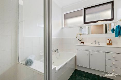 Property photo of 70 Carrol Grove Mount Waverley VIC 3149