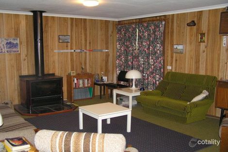 Property photo of 13 Pinnacle Drive Rawson VIC 3825