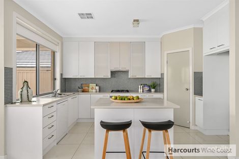 Property photo of 8 Anglesea Lane Seaford Rise SA 5169