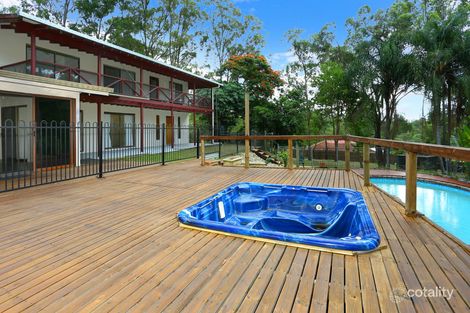 Property photo of 8 Nature Valley Court Tallai QLD 4213