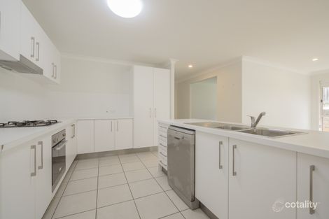 Property photo of 5 Karloom Close Kirkwood QLD 4680
