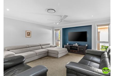 Property photo of 26 Illawong Road Summerland Point NSW 2259
